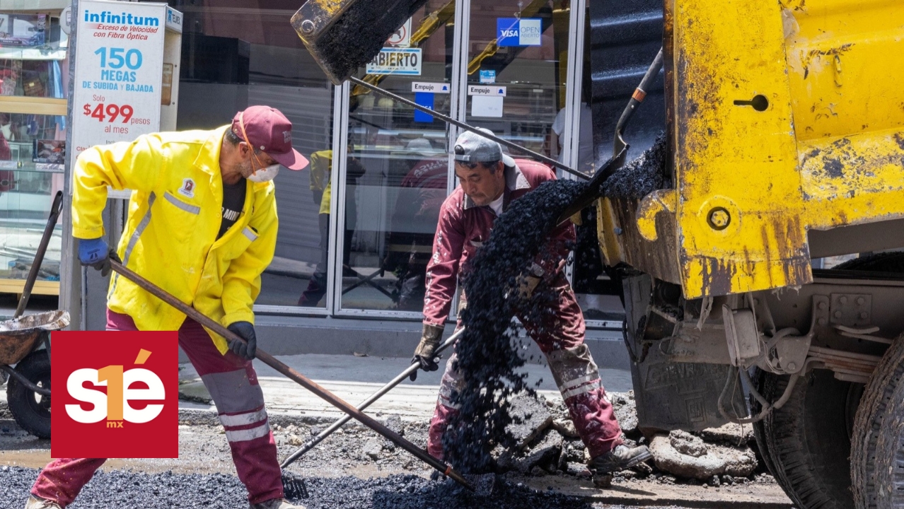Gobierno de Toluca intensifica trabajos de bacheo en el municipio